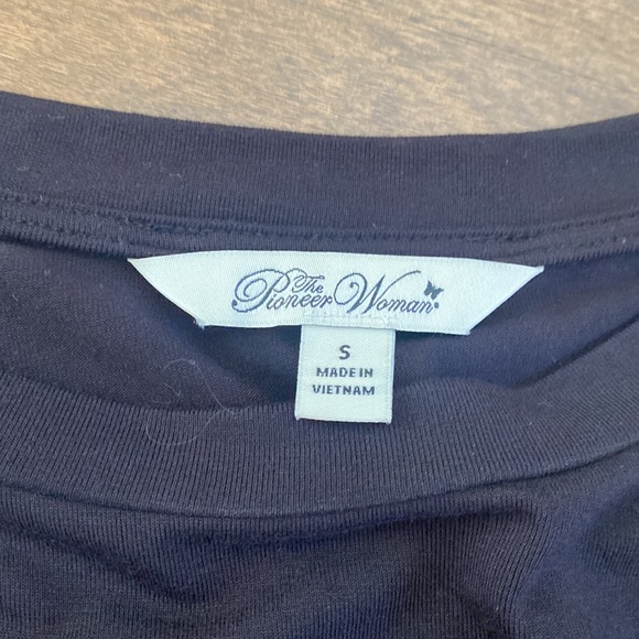 Pioneer Woman Top- Small - Picture 3 of 6